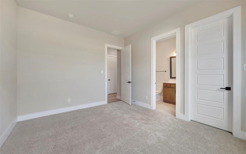 2305 Northshore Trail, Lakewood Village, TX 75068, 4 Bedrooms Bedrooms, ,3 BathroomsBathrooms,Residential,For Sale,2305 Northshore Trail,0,21166799