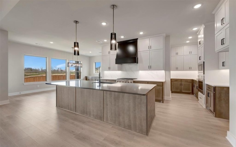 2305 Northshore Trail, Lakewood Village, TX 75068, 4 Bedrooms Bedrooms, ,3 BathroomsBathrooms,Residential,For Sale,2305 Northshore Trail,0,21166799