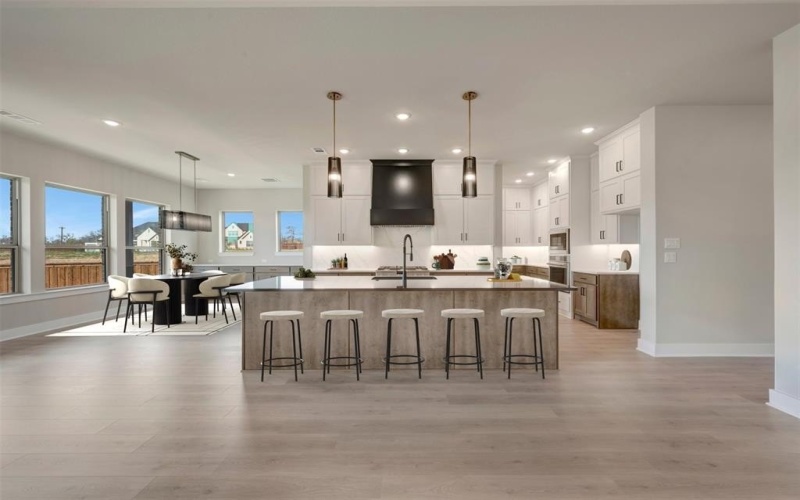 2305 Northshore Trail, Lakewood Village, TX 75068, 4 Bedrooms Bedrooms, ,3 BathroomsBathrooms,Residential,For Sale,2305 Northshore Trail,0,21166799