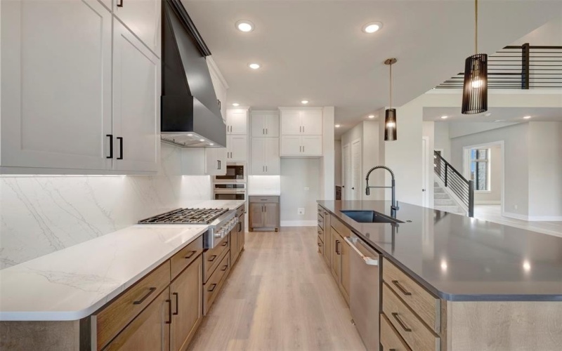 2305 Northshore Trail, Lakewood Village, TX 75068, 4 Bedrooms Bedrooms, ,3 BathroomsBathrooms,Residential,For Sale,2305 Northshore Trail,0,21166799