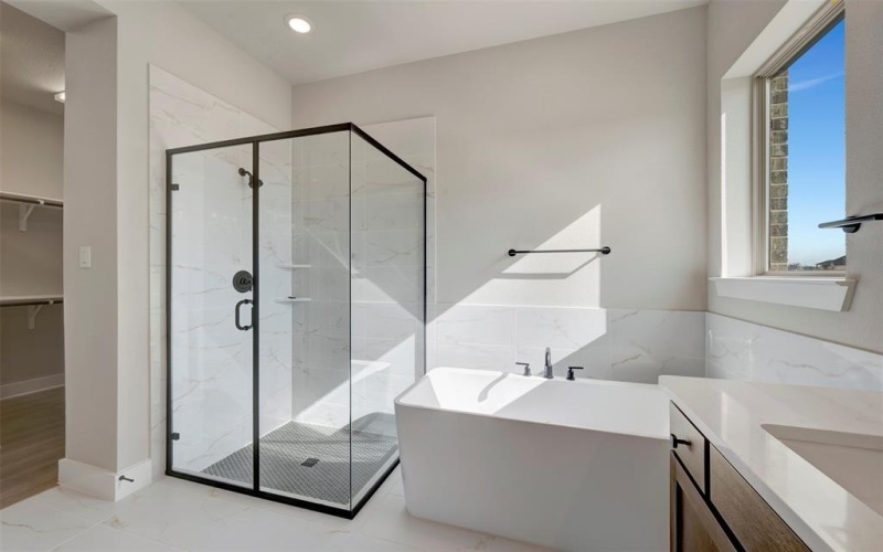 2305 Northshore Trail, Lakewood Village, TX 75068, 4 Bedrooms Bedrooms, ,3 BathroomsBathrooms,Residential,For Sale,2305 Northshore Trail,0,21166799