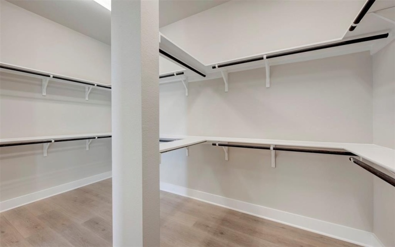 2305 Northshore Trail, Lakewood Village, TX 75068, 4 Bedrooms Bedrooms, ,3 BathroomsBathrooms,Residential,For Sale,2305 Northshore Trail,0,21166799