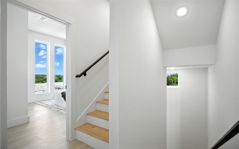 312 N Lancaster Avenue #104, Dallas, TX 75203, 3 Bedrooms Bedrooms, ,3 BathroomsBathrooms,Residential,For Sale,312 N Lancaster Avenue,0,21166945