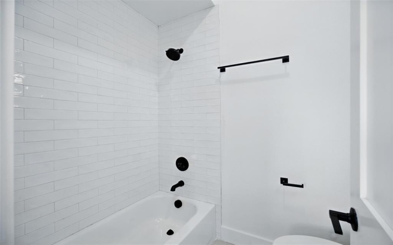 312 N Lancaster Avenue #104, Dallas, TX 75203, 3 Bedrooms Bedrooms, ,3 BathroomsBathrooms,Residential,For Sale,312 N Lancaster Avenue,0,21166945