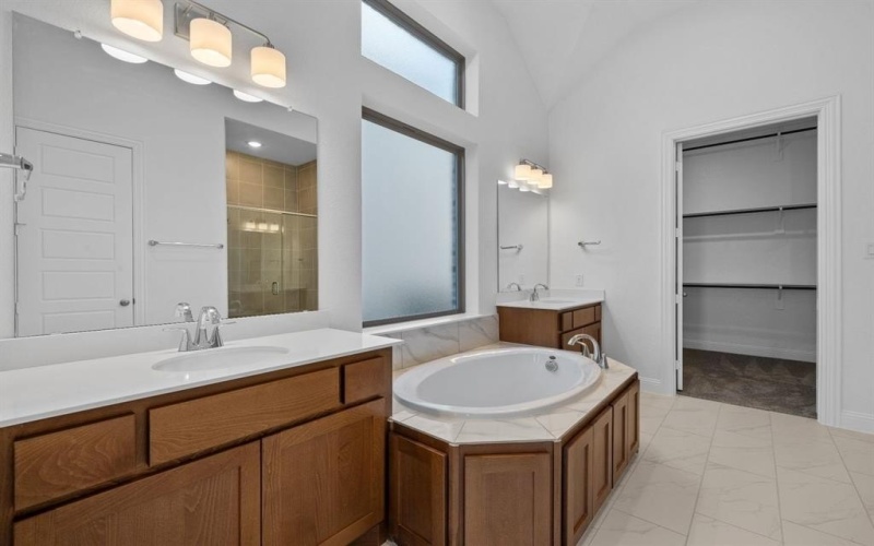 937 Mumms Drive, Fort Worth, TX 76177, 4 Bedrooms Bedrooms, ,3 BathroomsBathrooms,Residential,For Sale,937 Mumms Drive,0,21166974