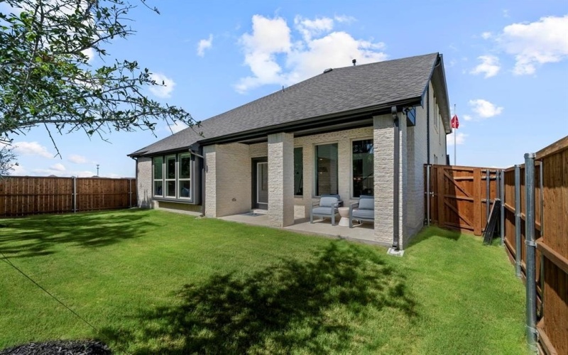 9301 Shadow Trail, Little Elm, TX 76227, 5 Habitaciones Habitaciones , ,5 BañosBaños,Residential,En Venta,9301 Shadow Trail,0,21166997