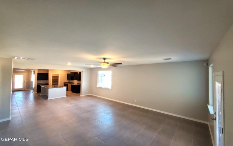 12824 Carefree Avenue, El Paso, TX 79928, 4 Habitaciones Habitaciones , ,1 BañoBaños,Residential,En Venta,12824 Carefree Avenue,0,937460