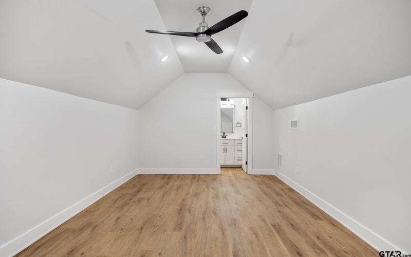 19383 Ridge Point Cir, Lindale, TX 75771, 4 Habitaciones Habitaciones , ,5 BañosBaños,Residential,En Venta,19383 Ridge Point Cir,0,26001435