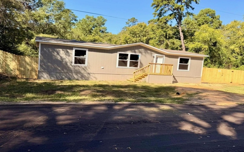 295 Virginia Ave, Hallsville, TX 75650, 3 Habitaciones Habitaciones , ,2 BañosBaños,Residential,En Venta,295 Virginia Ave,0,20260664