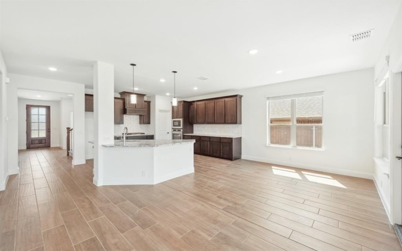 9529 Lanshire Lane, Fort Worth, TX 76131, 5 Bedrooms Bedrooms, ,3 BathroomsBathrooms,Residential,For Sale,9529 Lanshire Lane,20654966