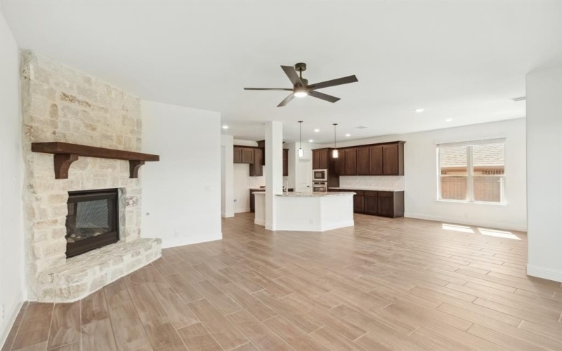 9529 Lanshire Lane, Fort Worth, TX 76131, 5 Bedrooms Bedrooms, ,3 BathroomsBathrooms,Residential,For Sale,9529 Lanshire Lane,20654966