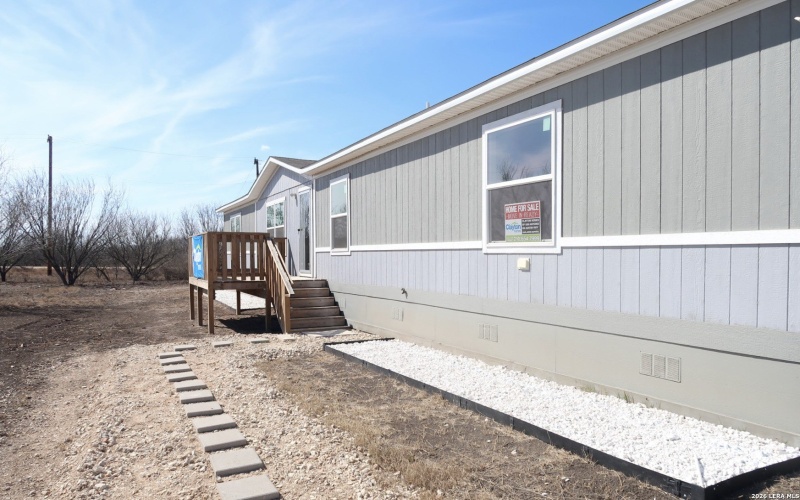 146 Frio Estates Dr, Moore, TX 78057, 4 Habitaciones Habitaciones , ,2 BañosBaños,Residential,En Venta,146 Frio Estates Dr,0,1937796