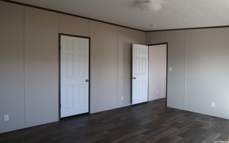 146 Frio Estates Dr, Moore, TX 78057, 4 Habitaciones Habitaciones , ,2 BañosBaños,Residential,En Venta,146 Frio Estates Dr,0,1937796