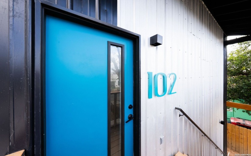 316 Toledo St, San Antonio, TX 78203, ,Residential Multi Family,En Venta,316 Toledo St,0,1937892