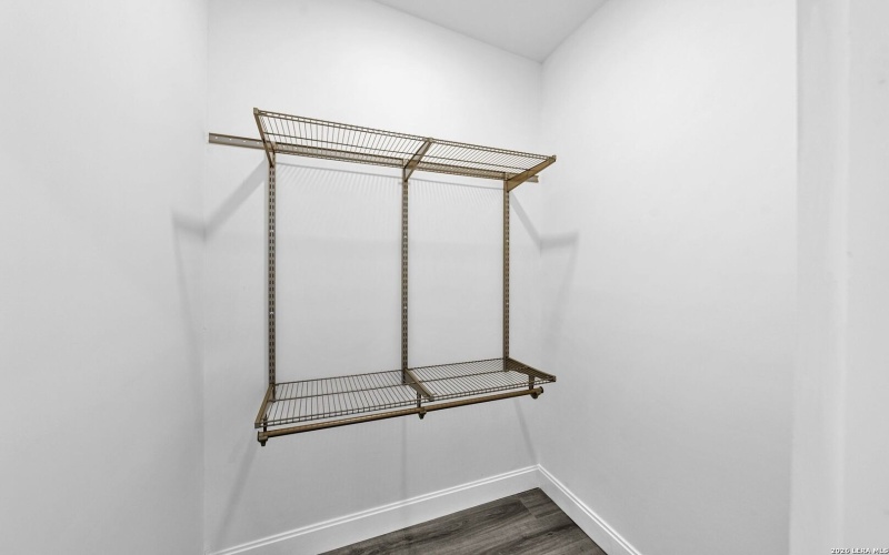 316 Toledo St, San Antonio, TX 78203, ,Residential Multi Family,En Venta,316 Toledo St,0,1937892