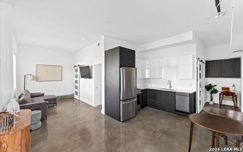 316 Toledo St, San Antonio, TX 78203, ,Residential Multi Family,En Venta,316 Toledo St,0,1937892