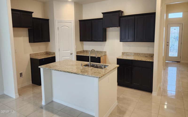 12882 Carefree Avenue, El Paso, TX 79928, 4 Bedrooms Bedrooms, ,1 BathroomBathrooms,Residential,For Sale,12882 Carefree Avenue,0,937464