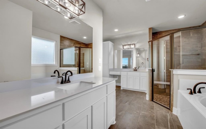 4201 Old Springtown Road, Weatherford, TX 76085, 4 Bedrooms Bedrooms, ,3 BathroomsBathrooms,Residential,For Sale,4201 Old Springtown Road,20613249
