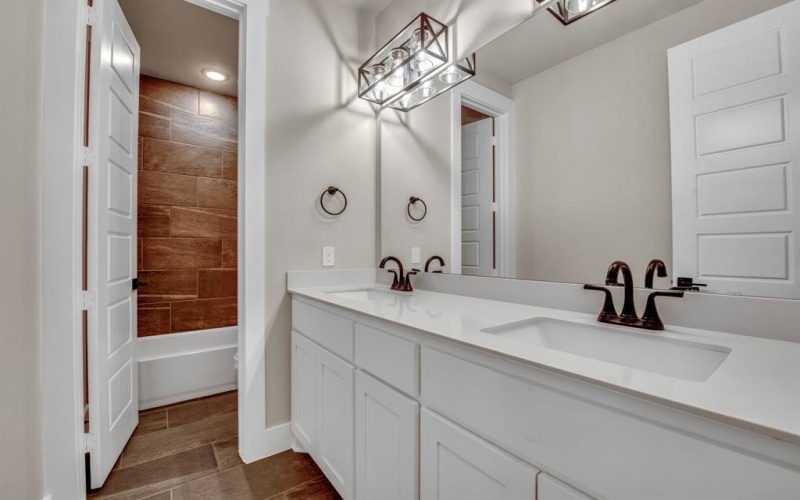 4201 Old Springtown Road, Weatherford, TX 76085, 4 Bedrooms Bedrooms, ,3 BathroomsBathrooms,Residential,For Sale,4201 Old Springtown Road,20613249