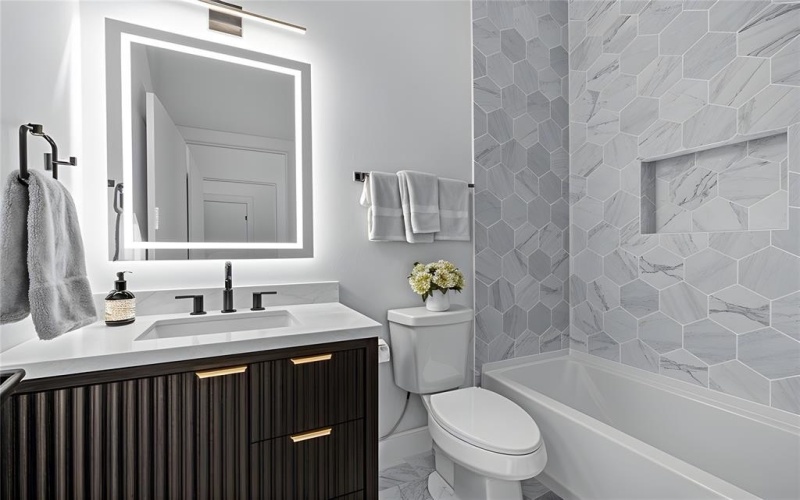 2434 Douglas Avenue, Dallas, TX 75219, 3 Habitaciones Habitaciones , ,3 BañosBaños,Residential,En Venta,2434 Douglas Avenue,0,21160638