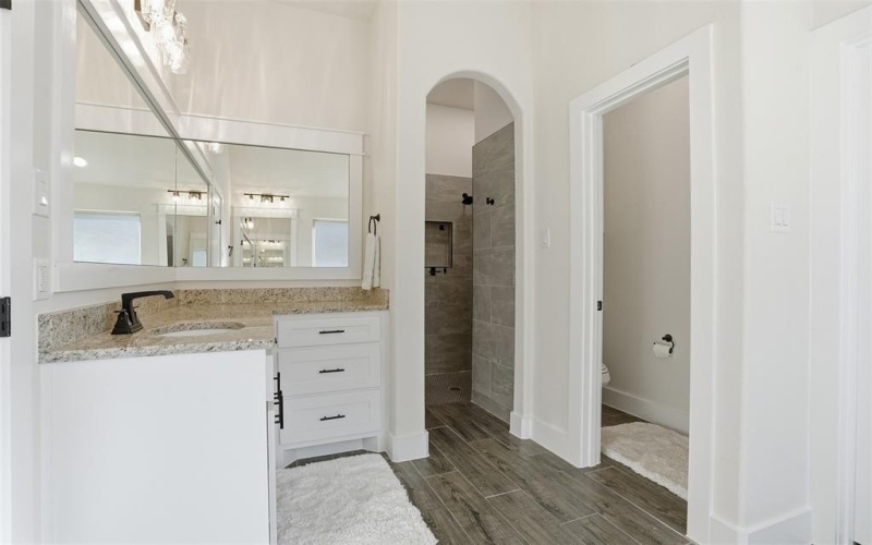 9017 Valley Oak Court, Springtown, TX 76082, 4 Habitaciones Habitaciones , ,2 BañosBaños,Residential,En Venta,9017 Valley Oak Court,0,21164246