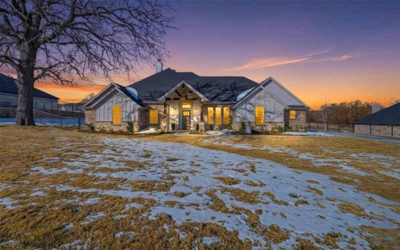 9017 Valley Oak Court, Springtown, TX 76082, 4 Habitaciones Habitaciones , ,2 BañosBaños,Residential,En Venta,9017 Valley Oak Court,0,21164246