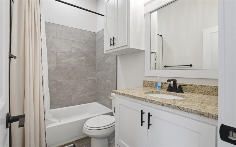 9017 Valley Oak Court, Springtown, TX 76082, 4 Habitaciones Habitaciones , ,2 BañosBaños,Residential,En Venta,9017 Valley Oak Court,0,21164246