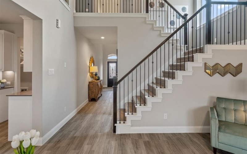 10385 SUNSET SHORE Drive, Grand Prairie, TX 76065, 5 Habitaciones Habitaciones , ,5 BañosBaños,Residential,En Venta,10385 SUNSET SHORE Drive,0,21166708