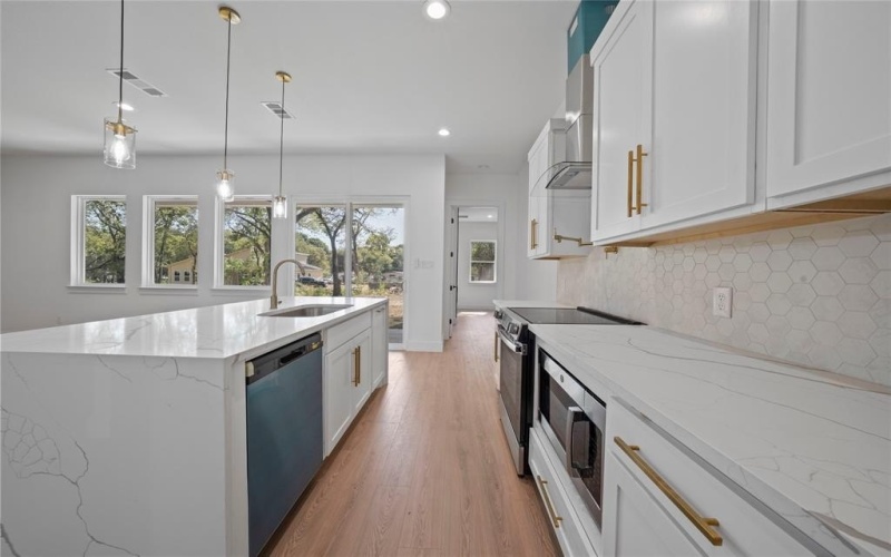 2228 Echo Lake Drive, Dallas, TX 75253, 4 Bedrooms Bedrooms, ,2 BathroomsBathrooms,Residential,For Sale,2228 Echo Lake Drive,0,21167298