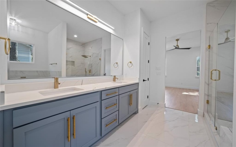 2228 Echo Lake Drive, Dallas, TX 75253, 4 Bedrooms Bedrooms, ,2 BathroomsBathrooms,Residential,For Sale,2228 Echo Lake Drive,0,21167298