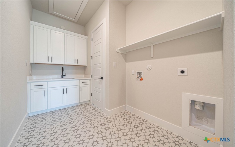 254 Firewheel, Floresville, TX 78114, 4 Bedrooms Bedrooms, ,3 BathroomsBathrooms,Residential,For Sale,254 Firewheel,0,603284