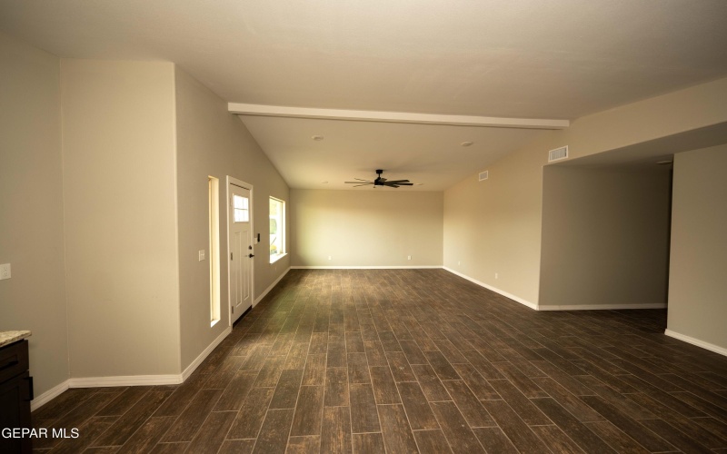 401 Cinecue Way, El Paso, TX 79907, 5 Bedrooms Bedrooms, ,3 BathroomsBathrooms,Residential Multi Family,For Sale,401 Cinecue Way,0,937489