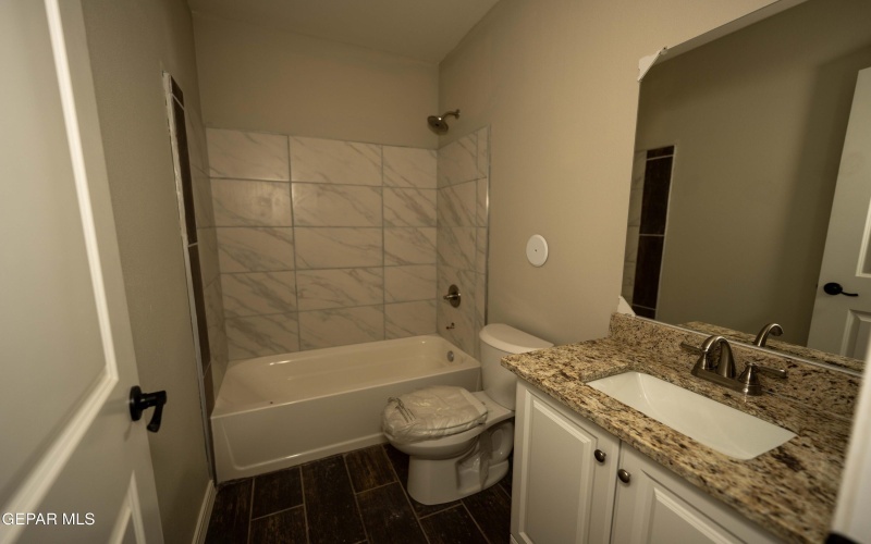 401 Cinecue Way, El Paso, TX 79907, 5 Bedrooms Bedrooms, ,3 BathroomsBathrooms,Residential Multi Family,For Sale,401 Cinecue Way,0,937489