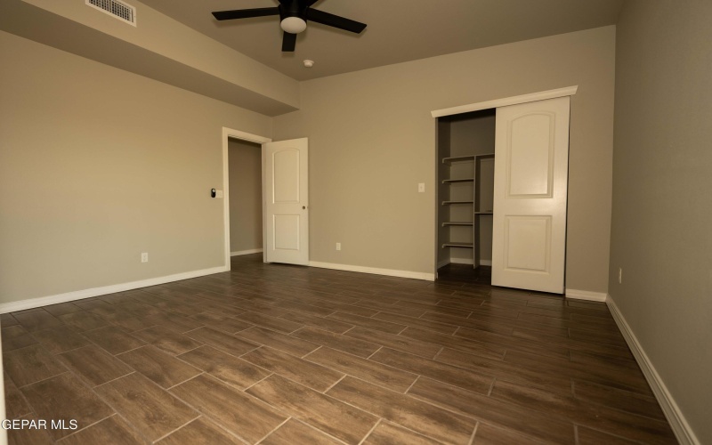 401 Cinecue Way, El Paso, TX 79907, 5 Bedrooms Bedrooms, ,3 BathroomsBathrooms,Residential Multi Family,For Sale,401 Cinecue Way,0,937489