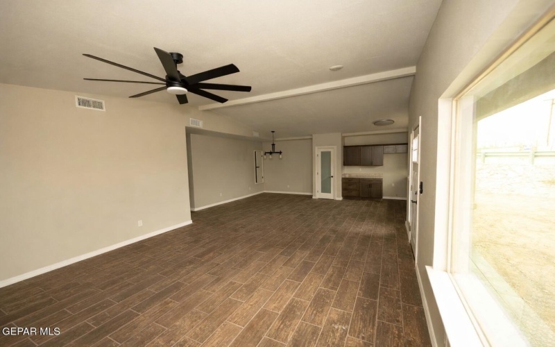 401 Cinecue Way, El Paso, TX 79907, 5 Bedrooms Bedrooms, ,3 BathroomsBathrooms,Residential Multi Family,For Sale,401 Cinecue Way,0,937489