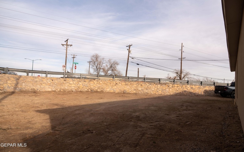 401 Cinecue Way, El Paso, TX 79907, 5 Bedrooms Bedrooms, ,3 BathroomsBathrooms,Residential Multi Family,For Sale,401 Cinecue Way,0,937489