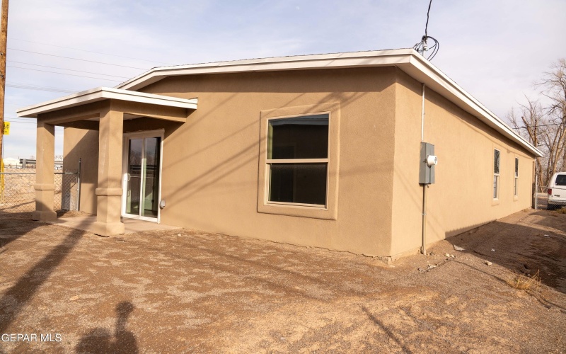 401 Cinecue Way, El Paso, TX 79907, 5 Bedrooms Bedrooms, ,3 BathroomsBathrooms,Residential Multi Family,For Sale,401 Cinecue Way,0,937489