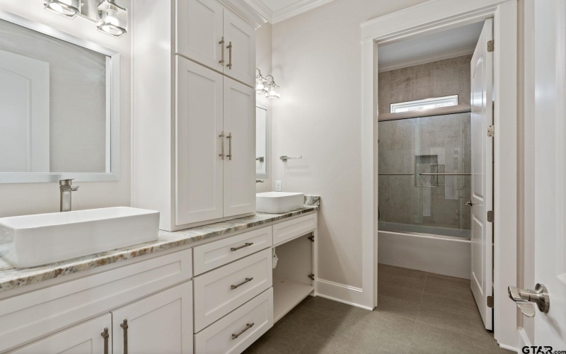 21604 Woodring Road, Bullard, TX 75757, 5 Bedrooms Bedrooms, ,3 BathroomsBathrooms,Residential,For Sale,21604 Woodring Road,0,26001451