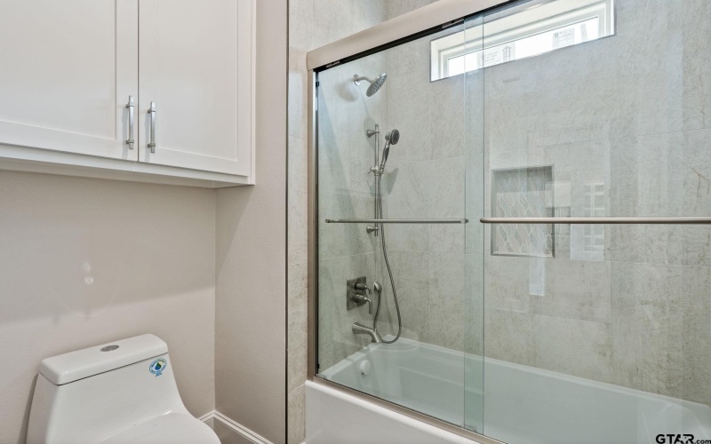 21604 Woodring Road, Bullard, TX 75757, 5 Bedrooms Bedrooms, ,3 BathroomsBathrooms,Residential,For Sale,21604 Woodring Road,0,26001451