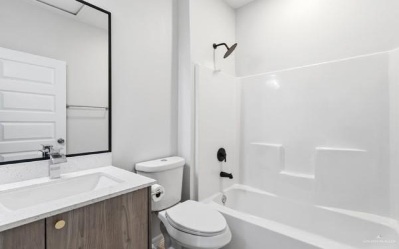 4221 Heron Avenue unit: 17 #17, McAllen, TX 78504, 3 Bedrooms Bedrooms, ,2 BathroomsBathrooms,Residential,For Sale,4221 Heron Avenue unit: 17,0,493172