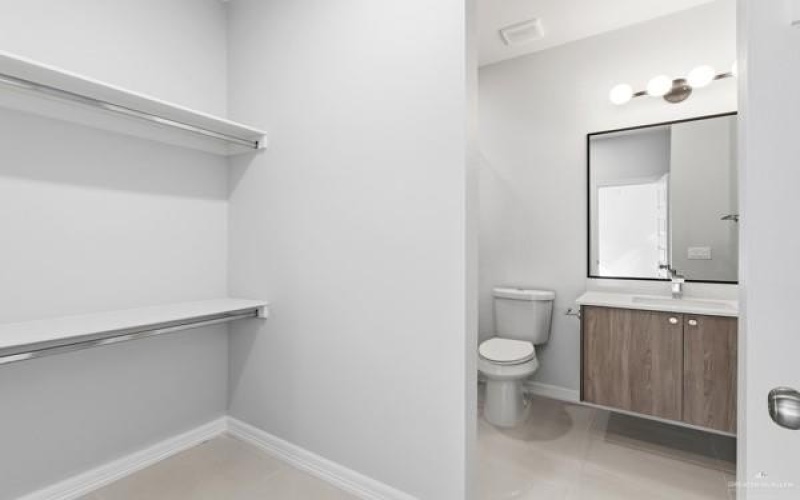 4221 Heron Avenue unit: 17 #17, McAllen, TX 78504, 3 Bedrooms Bedrooms, ,2 BathroomsBathrooms,Residential,For Sale,4221 Heron Avenue unit: 17,0,493172