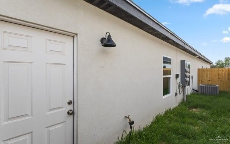 4221 Heron Avenue unit: 17 #17, McAllen, TX 78504, 3 Bedrooms Bedrooms, ,2 BathroomsBathrooms,Residential,For Sale,4221 Heron Avenue unit: 17,0,493172