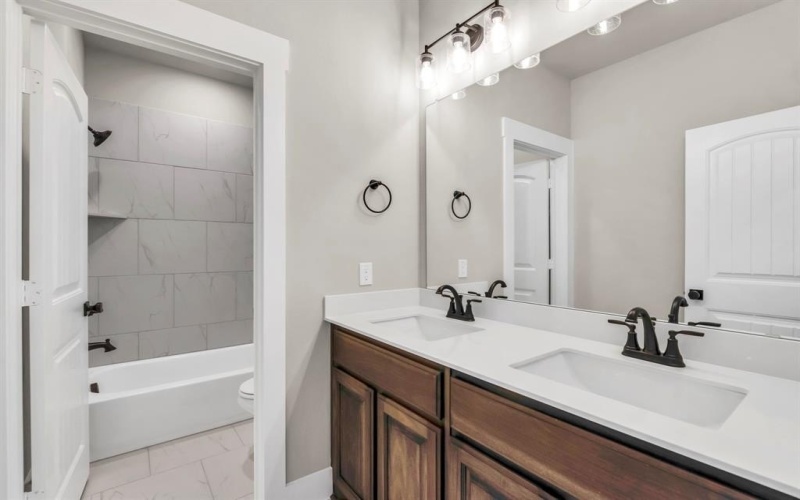 4105 Old Springtown Road, Weatherford, TX 76082, 4 Habitaciones Habitaciones , ,5 BañosBaños,Residential,En Venta,4105 Old Springtown Road,20614259