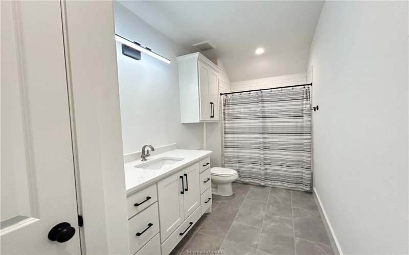 5010 Grayson Way, Bryan, TX 77802, 5 Habitaciones Habitaciones , ,5 BañosBaños,Residential,En Venta,5010 Grayson Way,0,25012759