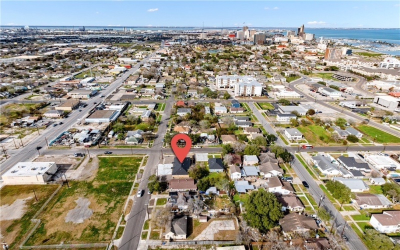 923 Craig Street, Corpus Christi, TX 78404, 6 Bedrooms Bedrooms, ,5 BathroomsBathrooms,Residential Multi Family,For Sale,923 Craig Street,0,470951
