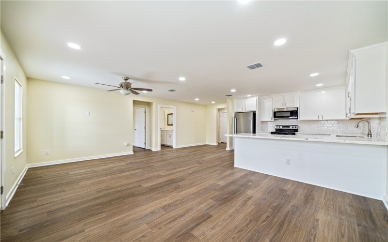 923 Craig Street, Corpus Christi, TX 78404, 6 Bedrooms Bedrooms, ,5 BathroomsBathrooms,Residential Multi Family,For Sale,923 Craig Street,0,470951