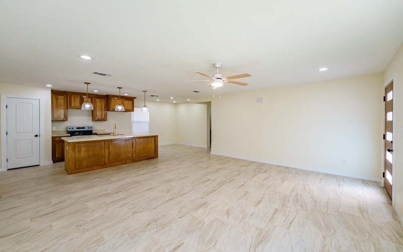 101 San Juan, Del Rio, TX 78840, 3 Bedrooms Bedrooms, ,2 BathroomsBathrooms,Residential,For Sale,101 San Juan,0,208115