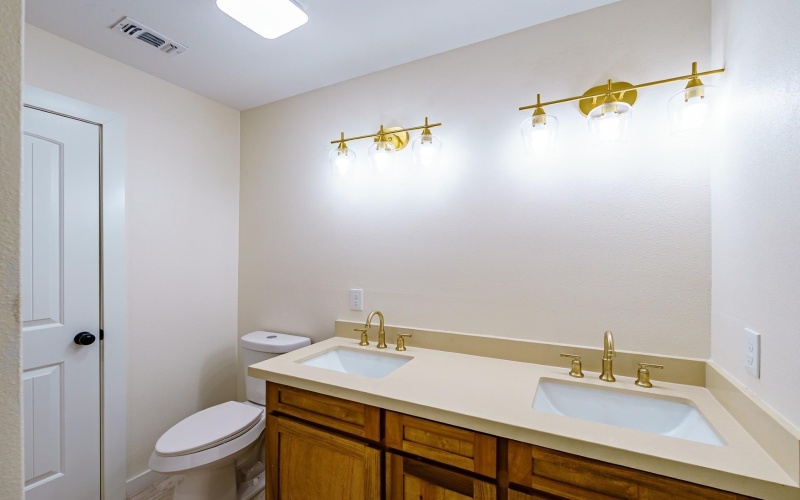 101 San Juan, Del Rio, TX 78840, 3 Bedrooms Bedrooms, ,2 BathroomsBathrooms,Residential,For Sale,101 San Juan,0,208115