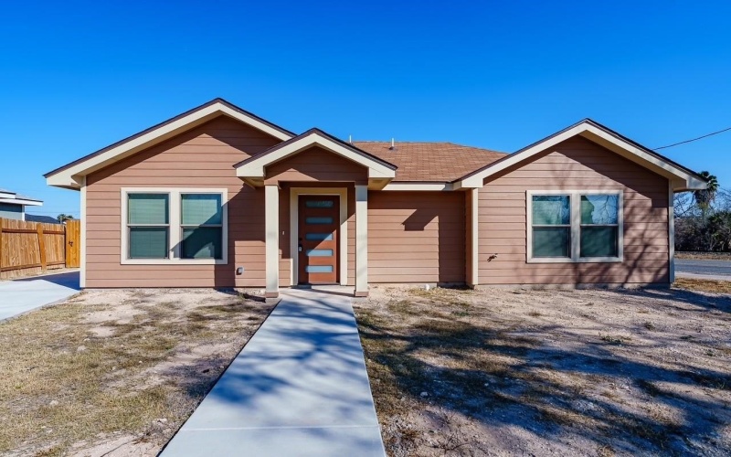 101 San Juan, Del Rio, TX 78840, 3 Bedrooms Bedrooms, ,2 BathroomsBathrooms,Residential,For Sale,101 San Juan,0,208115