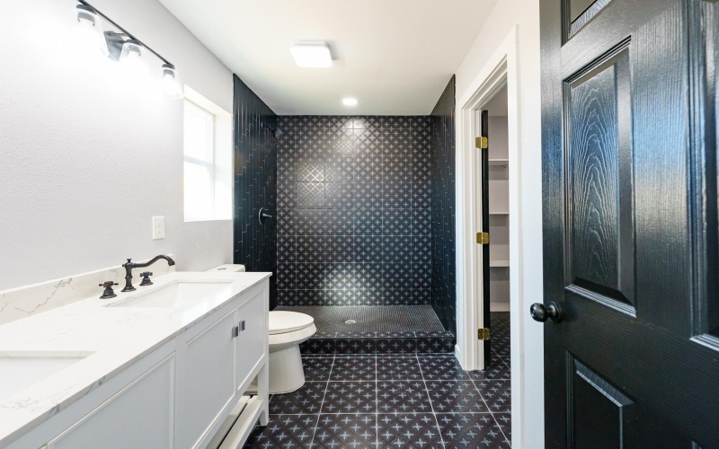 1202 Esparza, Del Rio, TX 78840, 3 Habitaciones Habitaciones , ,2 BañosBaños,Residential,En Venta,1202 Esparza,0,208117